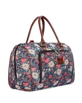 floral print duffle bag with zip closure