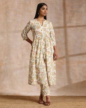 floral print flared kurta & pants set