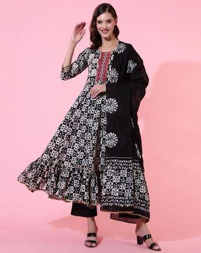 floral print flared kurta & pants with dupatta set