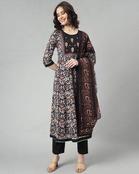 floral print flared kurta set with dupatta