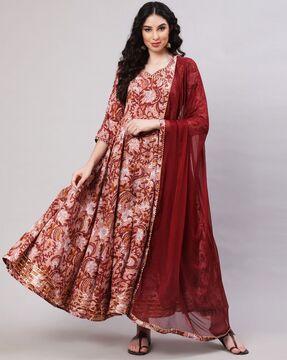 floral print flared kurta with pants & dupatta