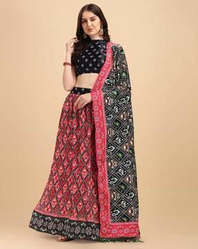 floral print flared lehenga choli set with dupatta