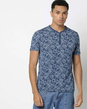 floral print henley-neck slim fit t-shirt