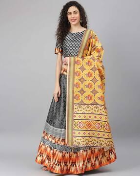 floral print lehenga choli set with dupatta