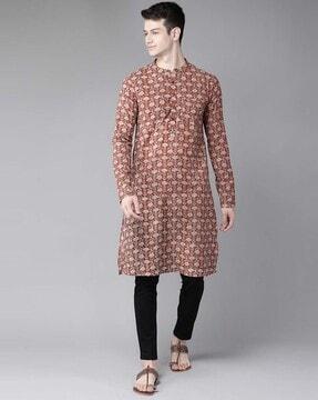 floral print long kurta with patch pocket