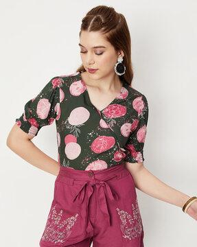 floral print round-neck top