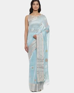 floral print saree with fringed edges