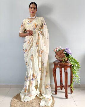 floral print saree with lace trims