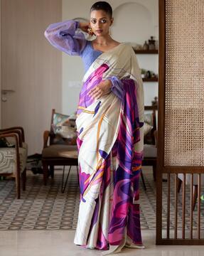 floral print saree with stitched hem
