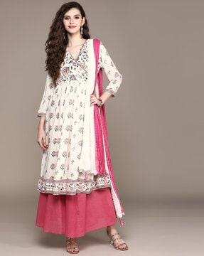 floral print sharara kurta set with dupatta