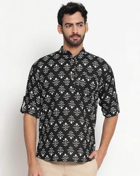 floral print shirt-kurta with patch pocket