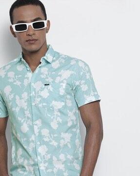 floral print shirt with patch pocket