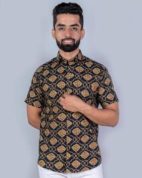 floral print shirt with patch pocket