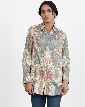 floral print shirt