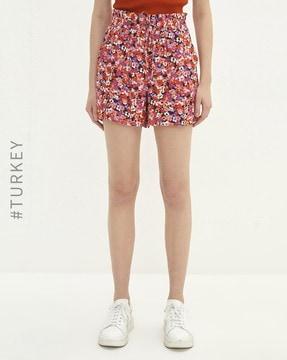 floral print shorts with elasticated drawstring waist