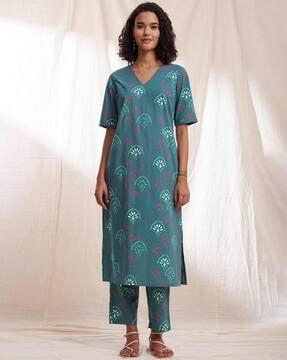 floral print straight kurta set