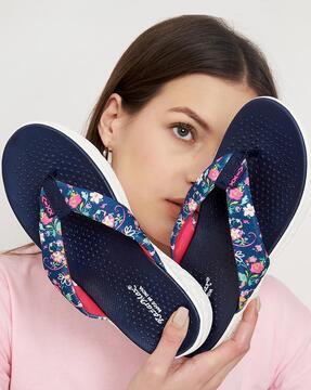 floral print thong slippers
