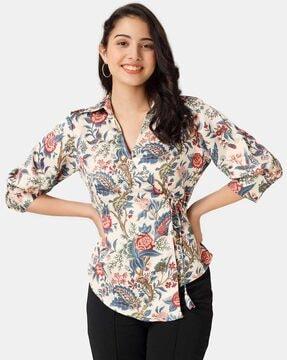 floral print top with cuffed sleeves