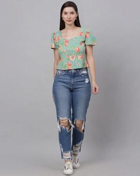 floral print top with puff sleeves