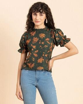 floral print top with puffed sleeves