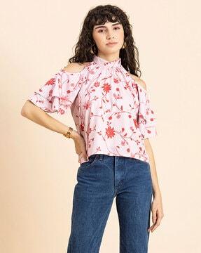 floral print top with ruffled detail