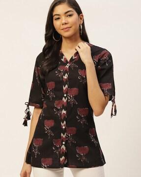 floral print top with tie-up