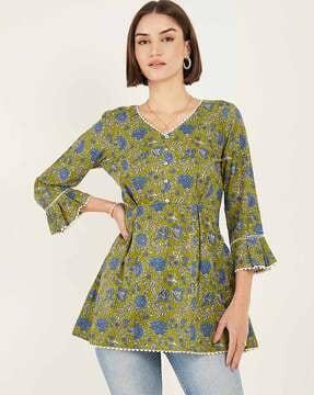 floral print tunic with lace details