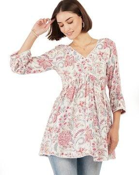 floral print tunic with lace details