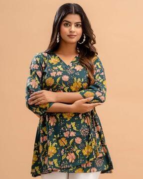 floral print v-neck angrakha kurti