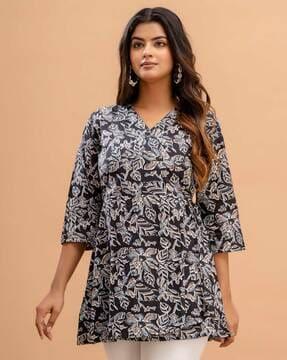 floral print v-neck angrakha kurti