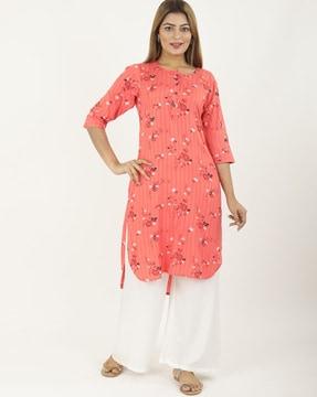 floral print3/4th sleeves straight kurta