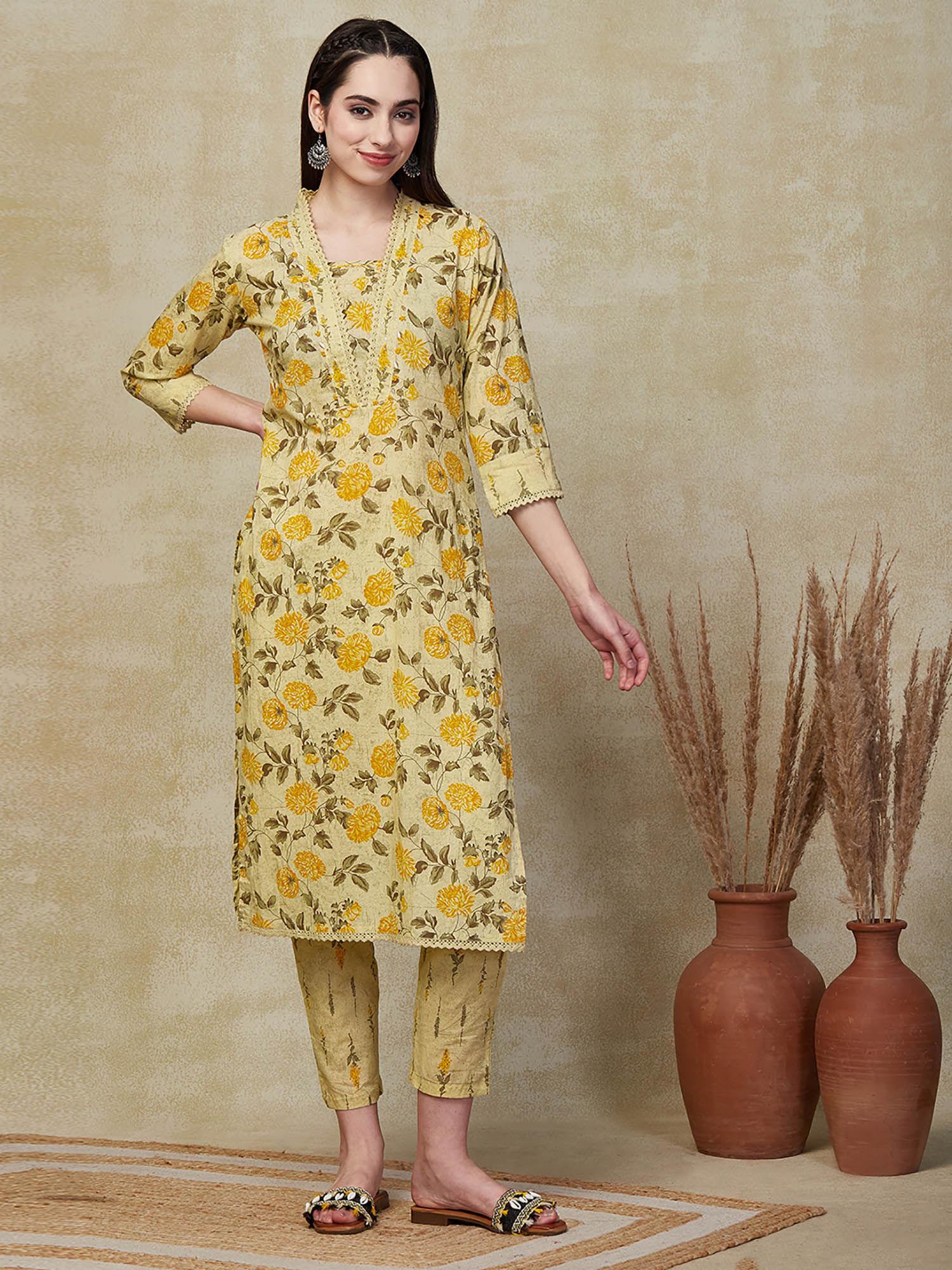 floral printed embroidered kurta with pants - yellow (set of 2)