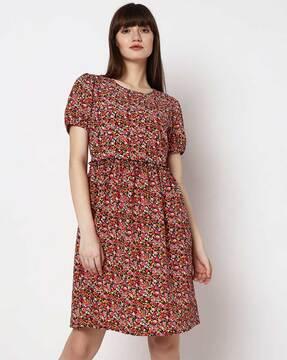 floral printed shift dress with puff-sleeves