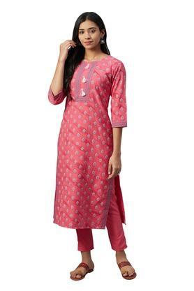 floral rayon round neck womens kurta - peach