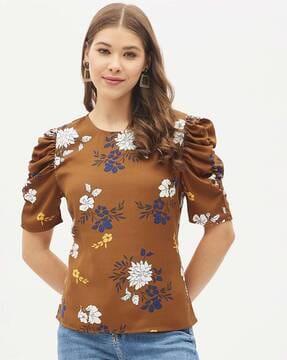 floral top with puff sleeves