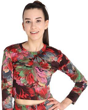 floral top with round neckline