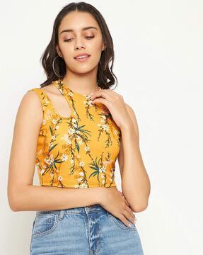 floral top with round neckline