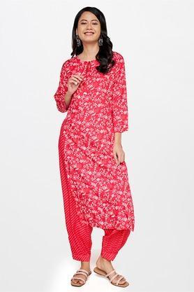 floral viscose round neck women's kurta pant set - pink
