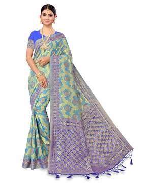 flower pattern saree with heavy pallu