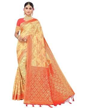 flower pattern saree with heavy pallu