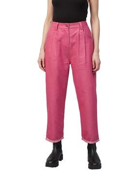 fly with button closure pleated pants