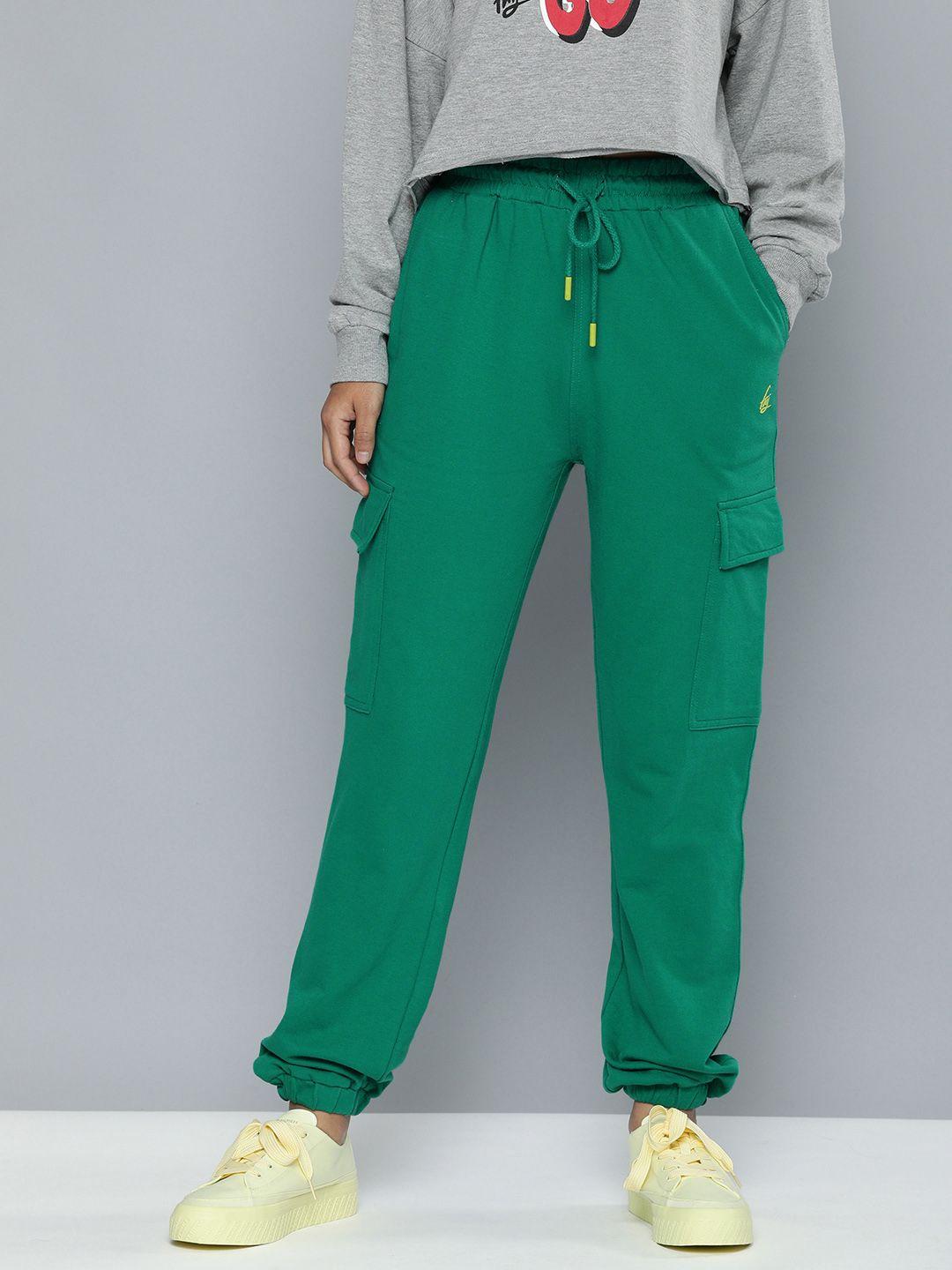 flying machine women green solid relaxed fit pure cotton joggers