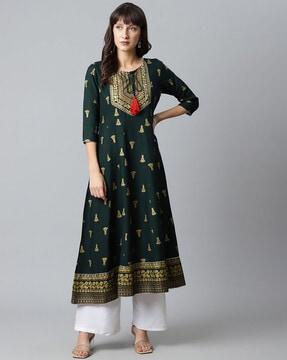 foil print a-line kurta with neck tie-up