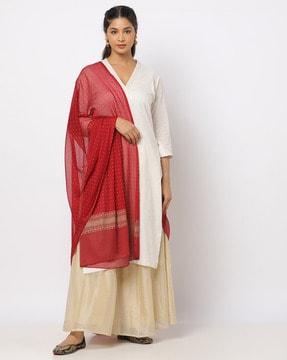 foil print dupatta