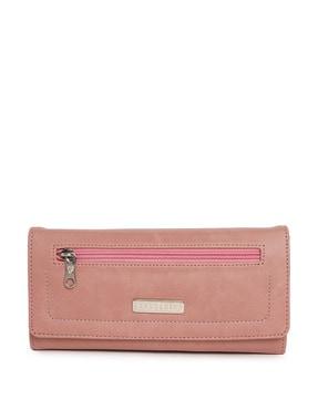 foldable classic clutch with brand applique