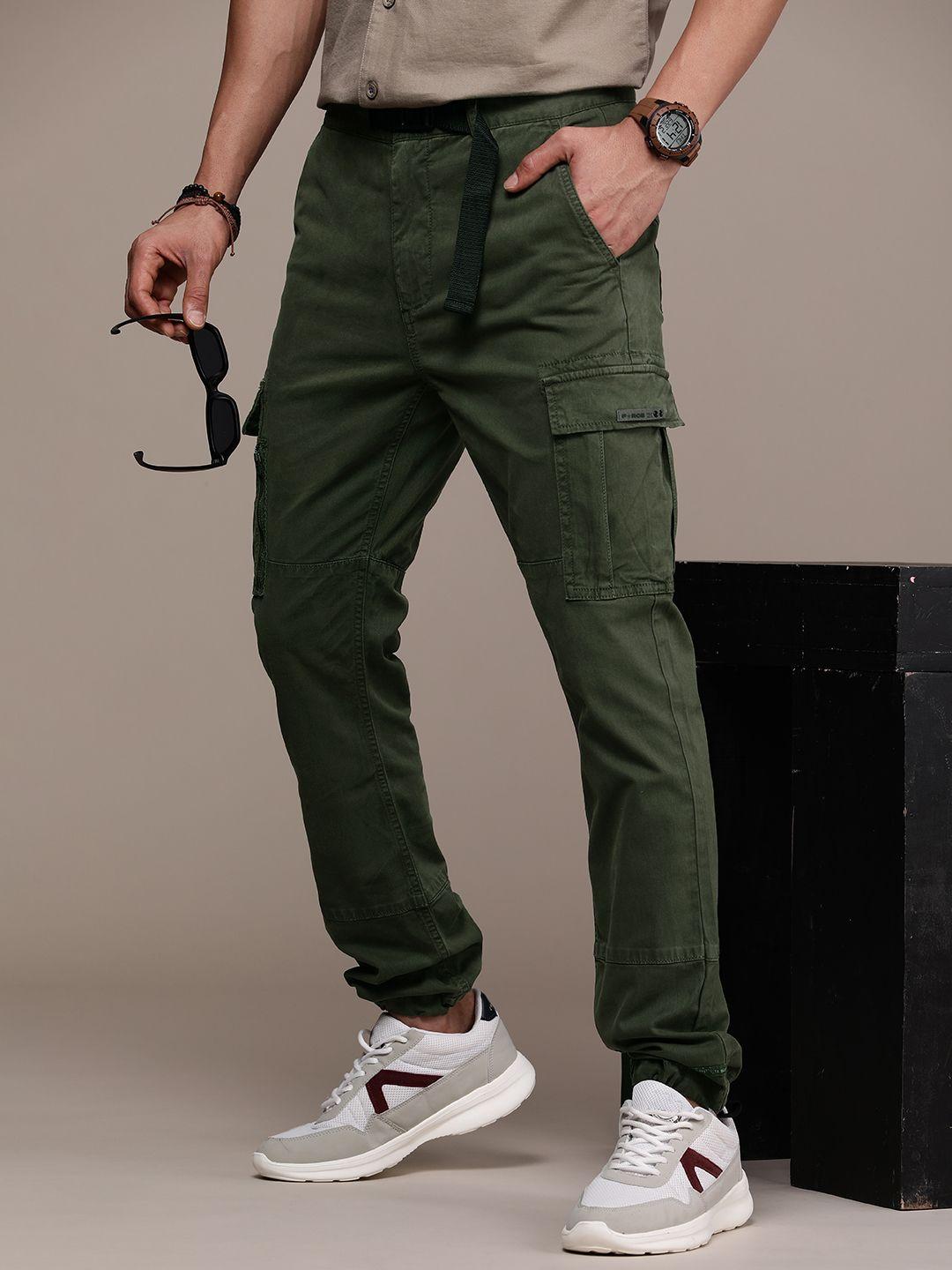 force ix men mid-rise belted cargo style joggers