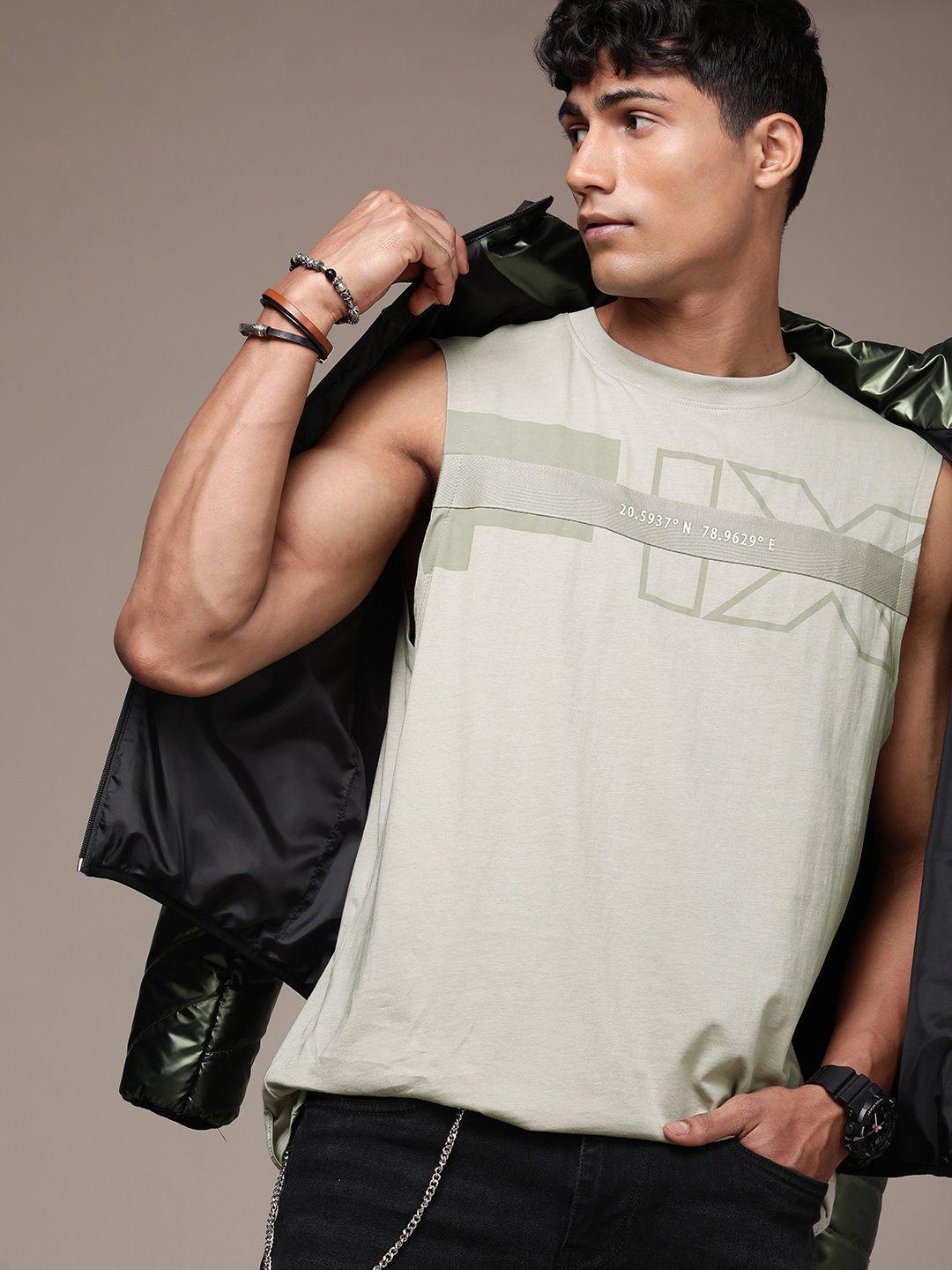 force ix men pure cotton brand logo printed sleeveless t-shirt with applique detail