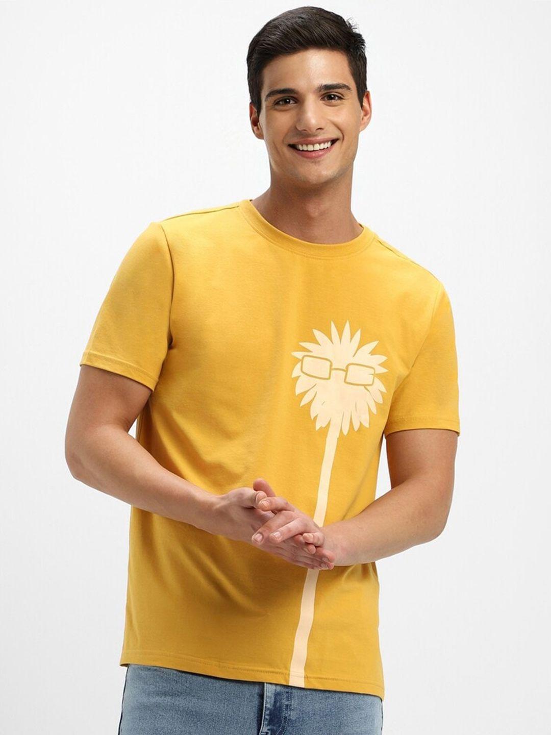 forever 21 men yellow floral printed applique t-shirt