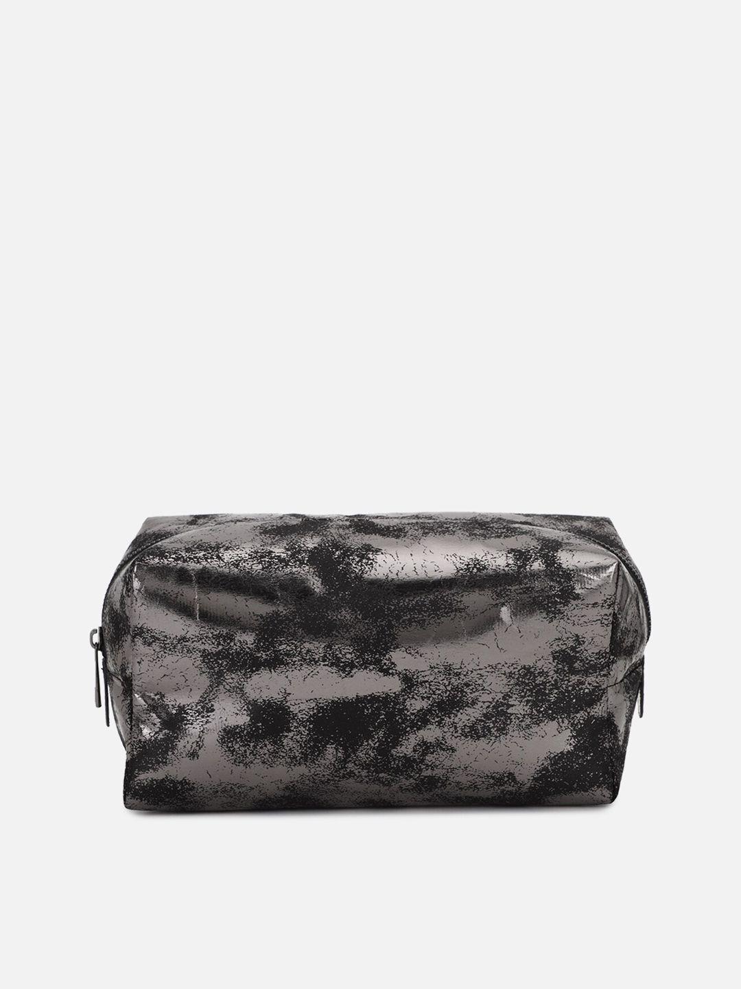 forever 21 black embellished pu swagger handheld bag