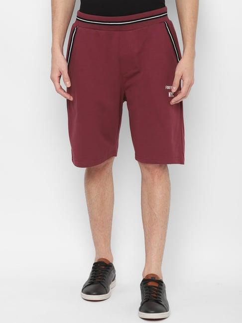 forever 21 maroon regular fit shorts